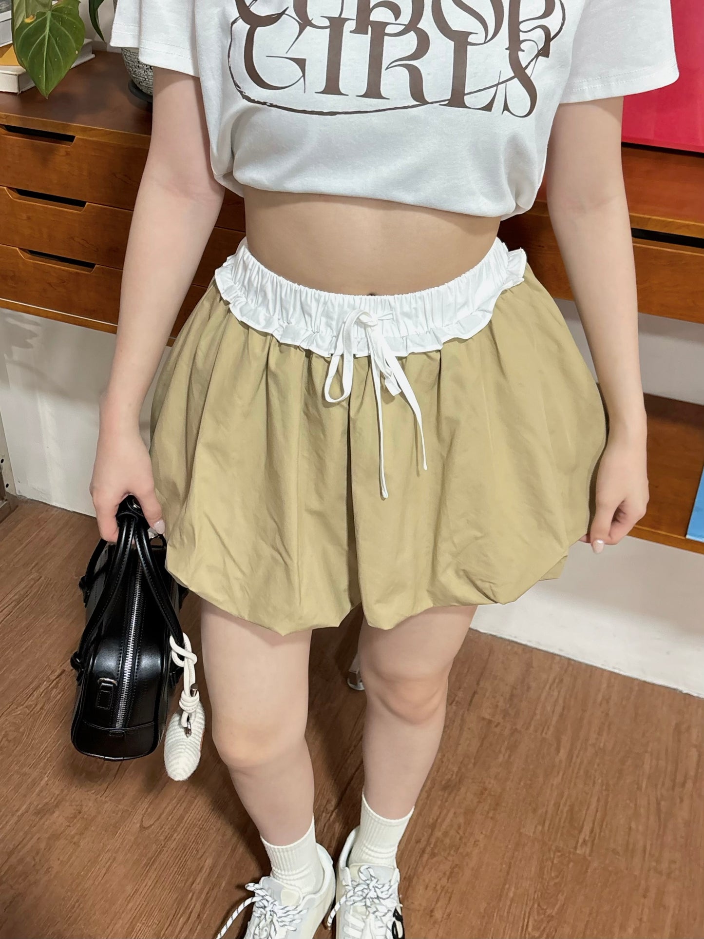 Ruby Ruffle Skirt (Khaki)