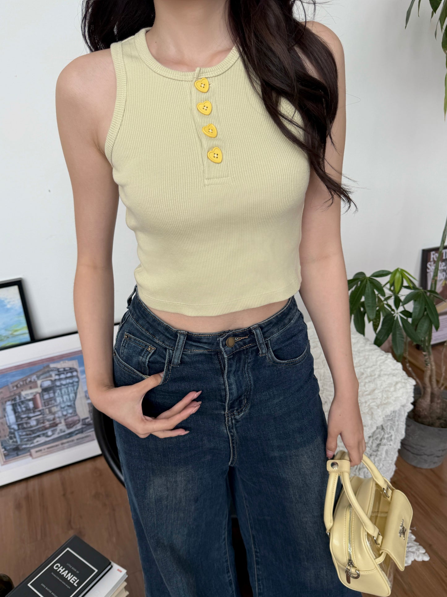 Cu Button Tank Top (Beige)