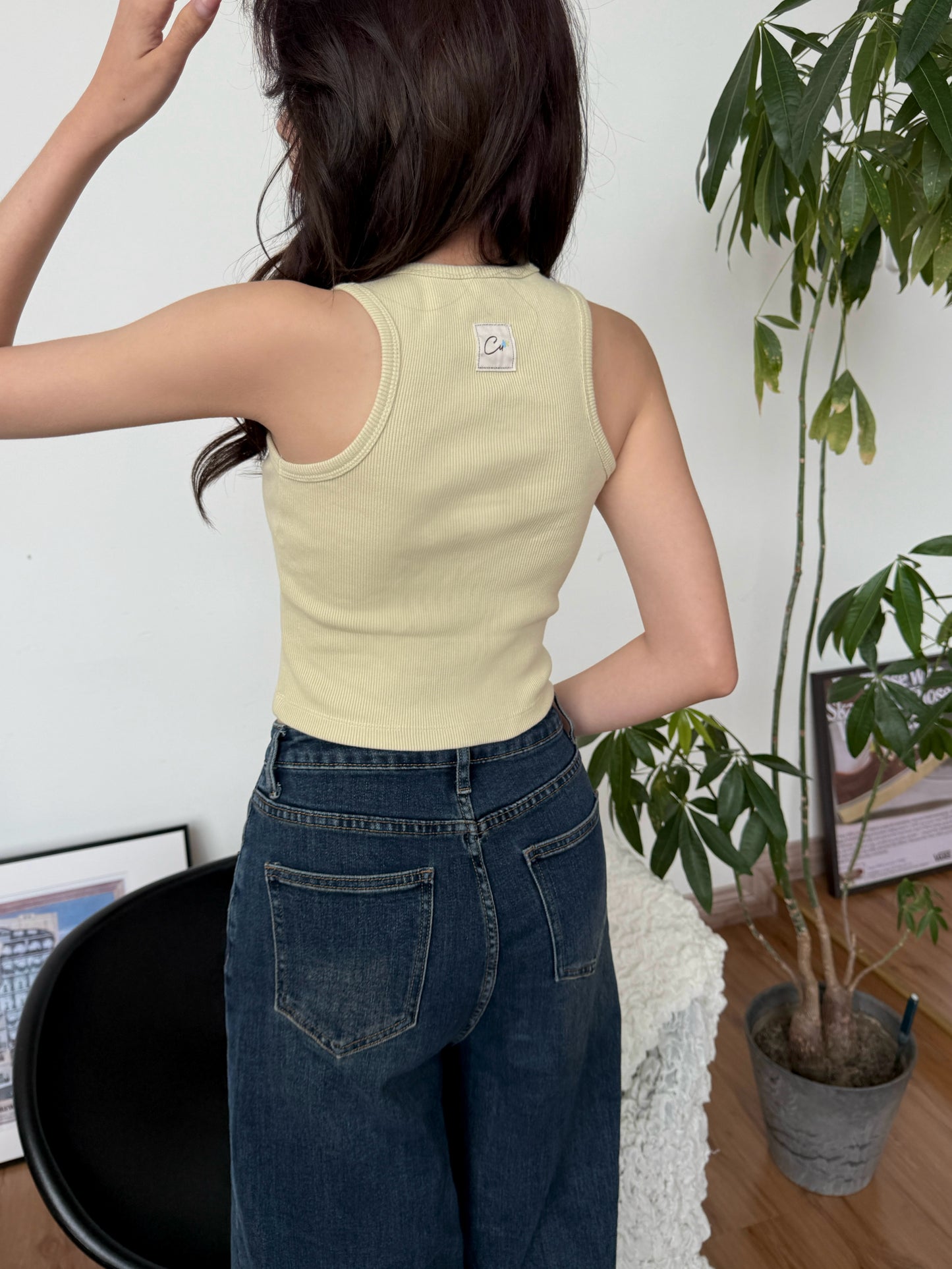 Cu Button Tank Top (Beige)