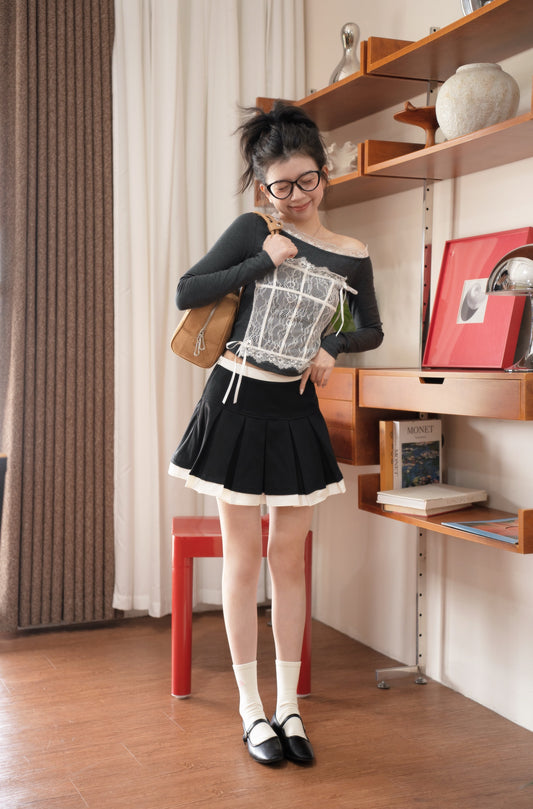 Pure Line Skirt (Black)