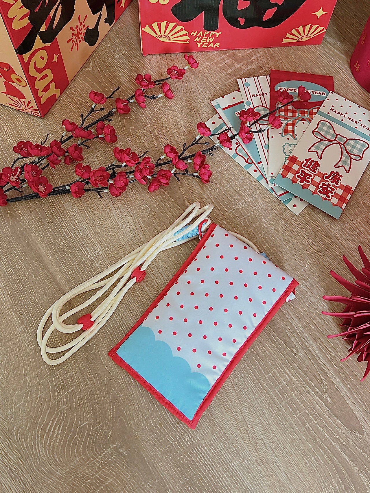 [GWP] 2026 Red Packet Set and Handphone Pouch Bag