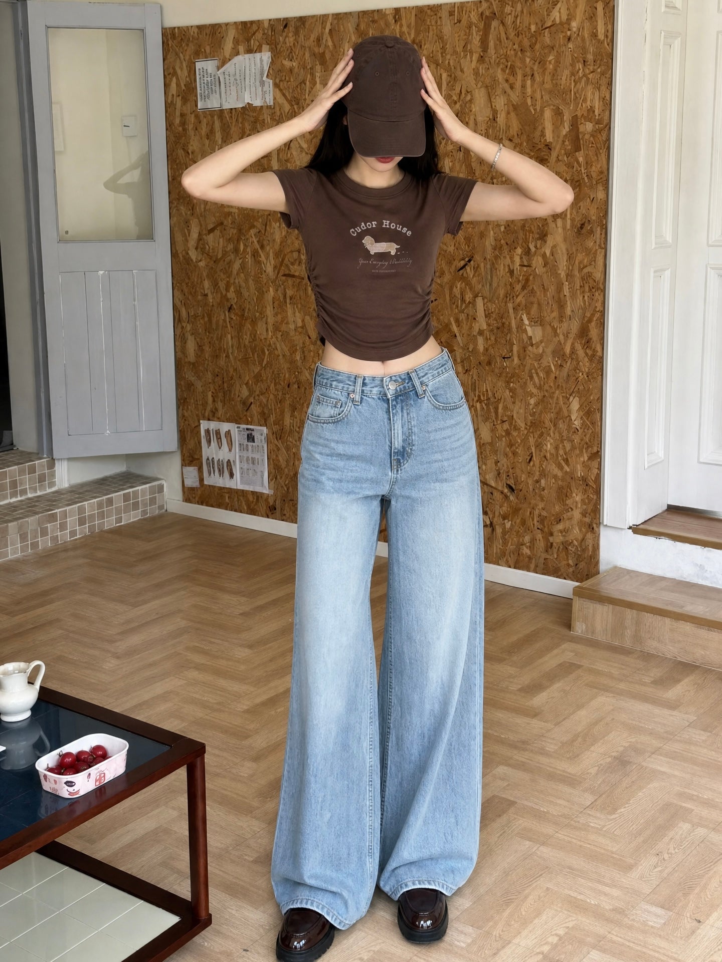 Cudor House Crop Top BROWN