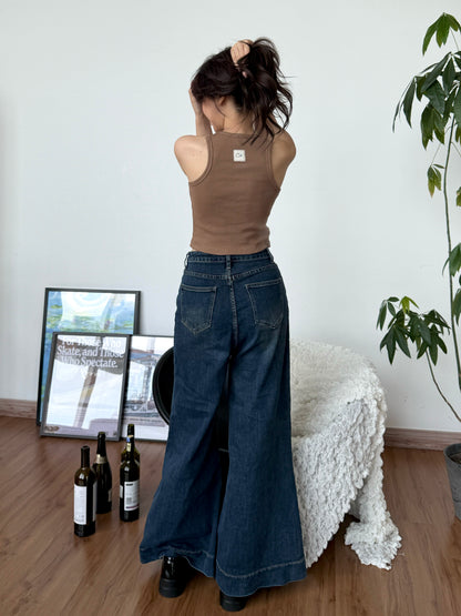Cu Button Tank Top (Brown)
